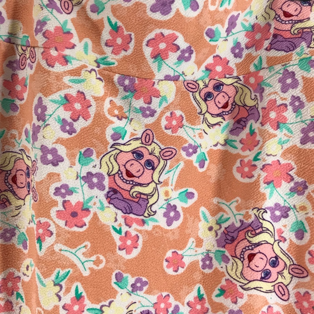 LuLaRoe Miss Piggy Skirt Size Large Cassie - Picture 2 of 3